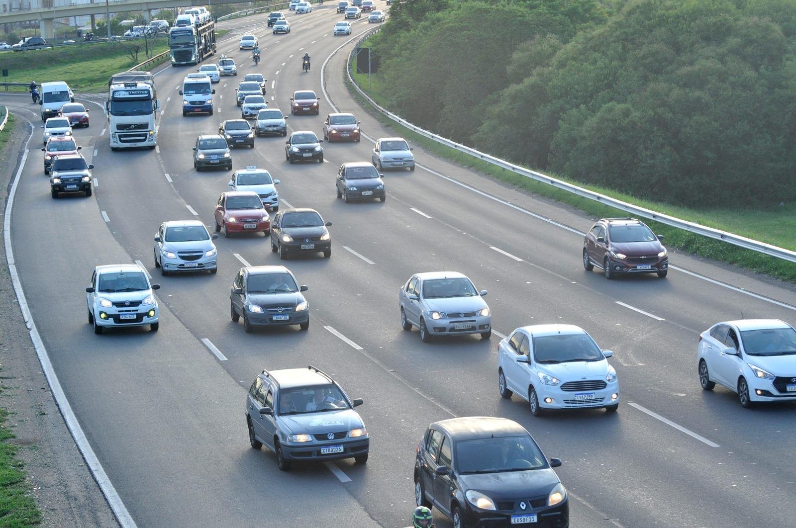 Previs&atilde;o em sentido ao Litoral Norte &eacute; de 120 mil autom&oacute;veis at&eacute; o dia 4