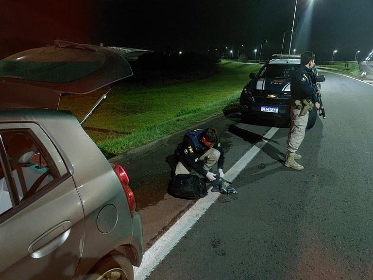 Ve&iacute;culo tinha placas falsas e havia sido roubado em Porto Alegre em janeiro