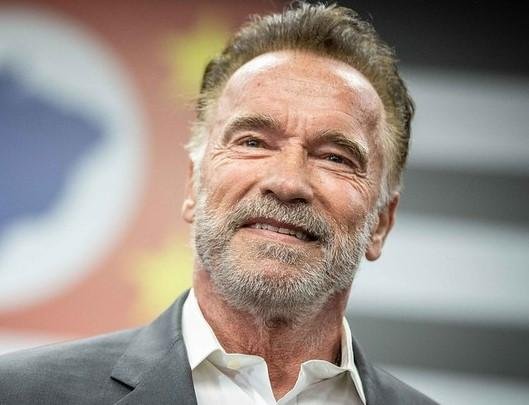 Arnold Schwarzenegger protagonizou mais um acidente de tr&acirc;nsito em Los Angeles,