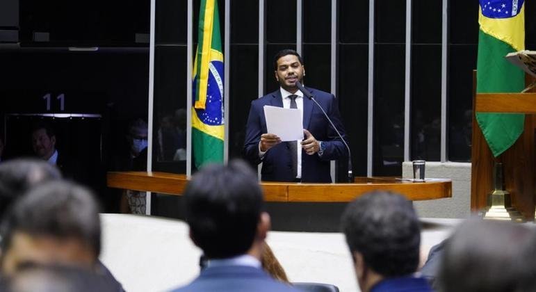 Jhonatan de Jesus (Republicanos- RR) foi aprovado pelo Congresso para ocupar vaga de ministro no TCU