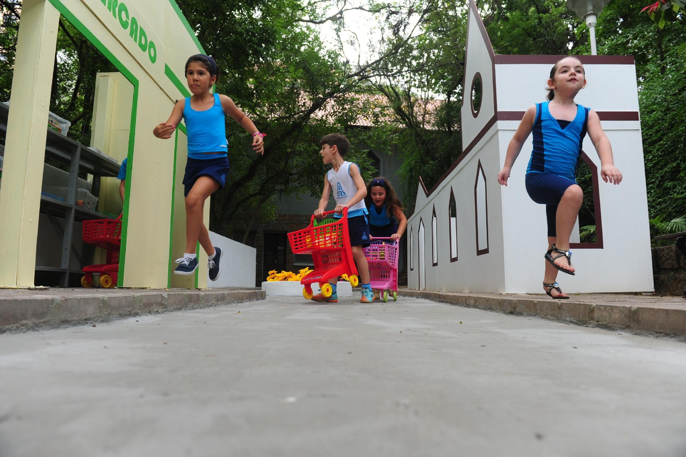 Muitas escolas j&aacute; come&ccedil;aram os trabalhos de planejamento do ano letivo 2023
