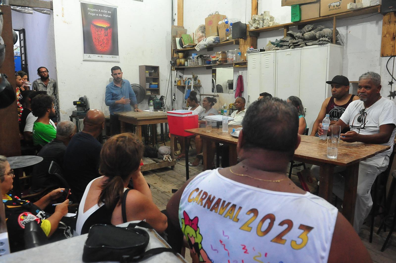 Representantes dos blocos de Porto Alegre e Prefeitura Municipal discutem financiamento das atividades de carnaval