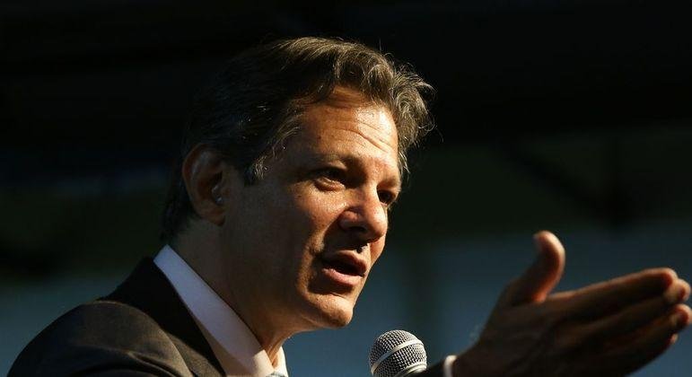 Fernando Haddad que disse que combust&iacute;veis v&atilde;o aumentar a partir de quarta-feira