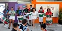 A atração musical desse Summer foi a escola de samba Fidalgos & Aristocratas