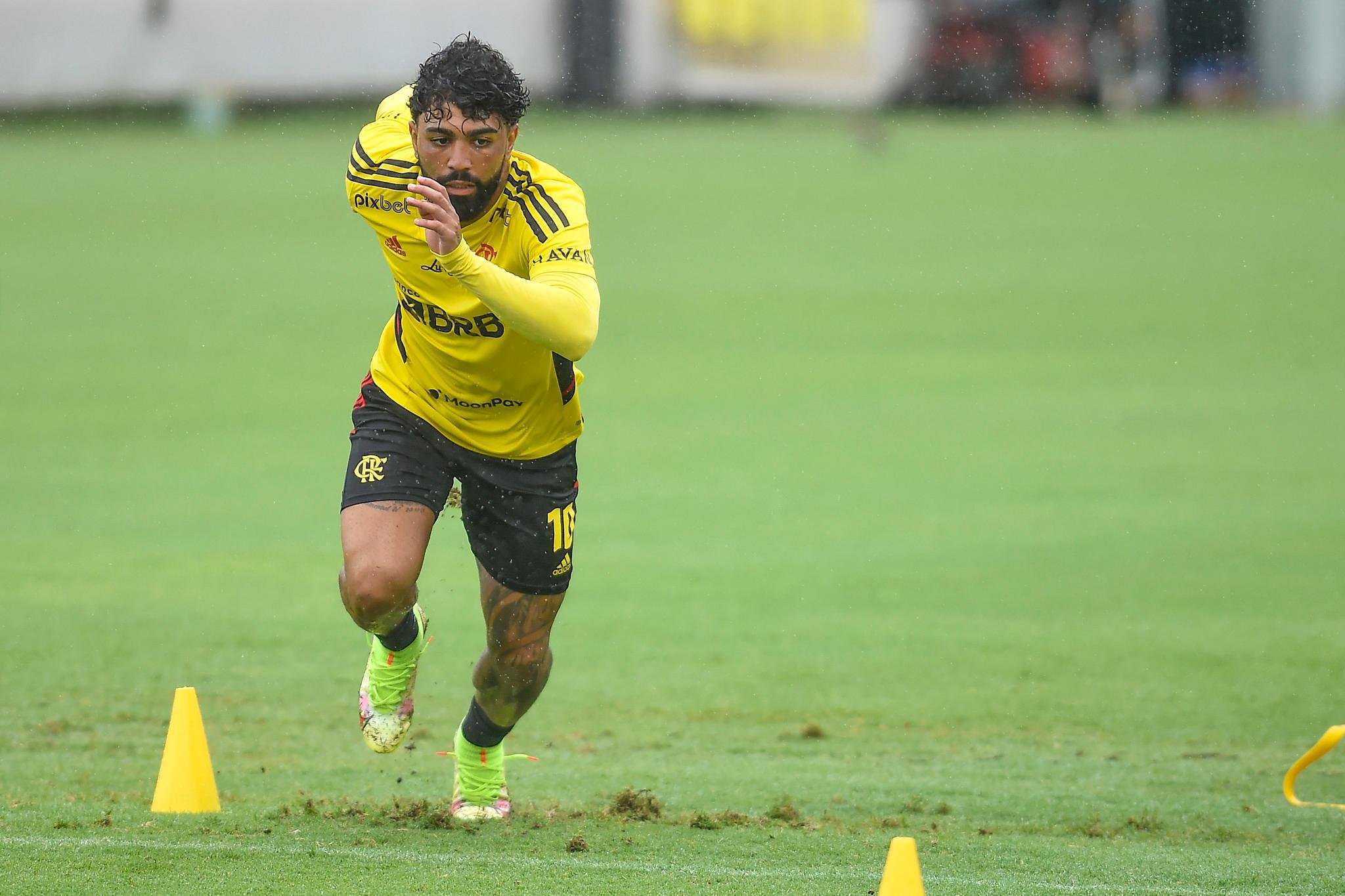 Gabriel Barbosa em treino do Flamengo