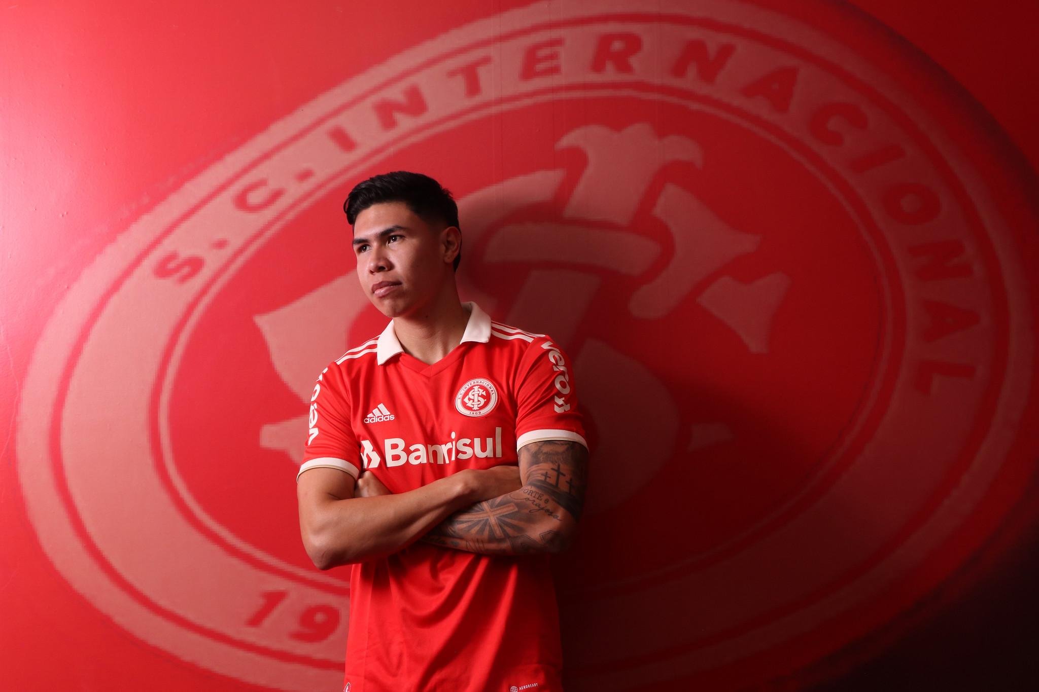 Nico Hern&aacute;ndez &eacute; o novo refor&ccedil;o colorado