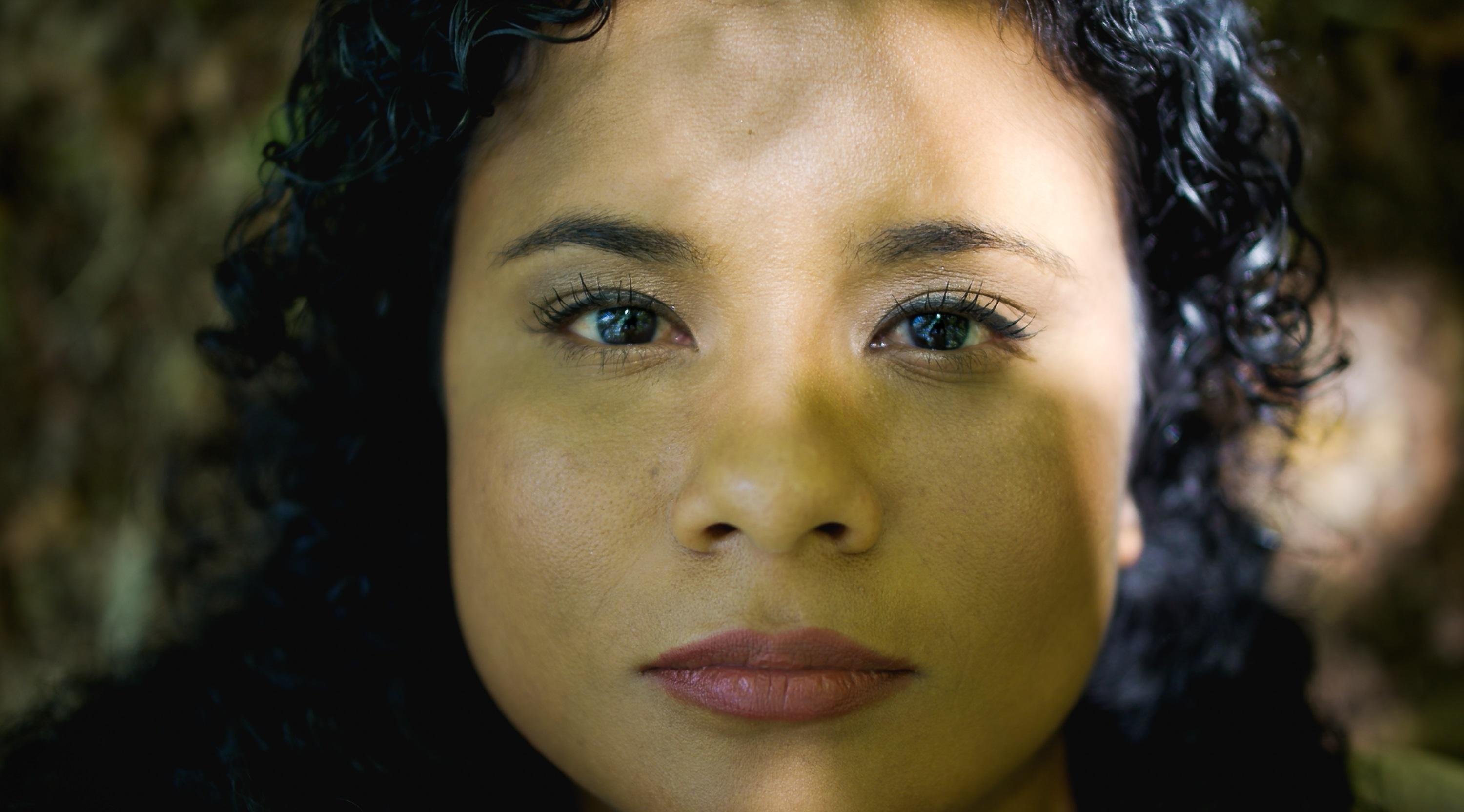 Dessa Ferreira reivindica o protagonismo negro e ind&iacute;gena na m&uacute;sica e na cultura