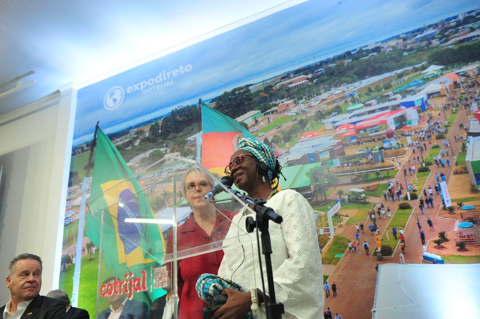 Embaixadora de Gana ressaltou na Expodireto os 66 anos de independ&ecirc;ncia da na&ccedil;&atilde;o africana